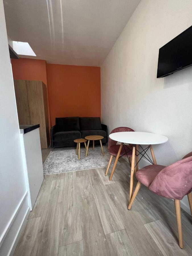 Apartamento Studio - Buttes Chaumont París Exterior foto